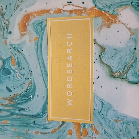 BOOK - WORDSEARCH New - Picture 2 of 3